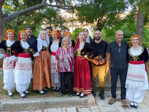 Ας αρχίσουν οι χοροί! Από την Θράκη έως την Κρήτη!