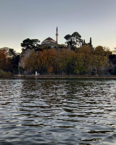 Τριήμερη εκδρομή Ιωάννινα, Μέτσοβο, Ζαγοροχώρια, Καλπάκι!