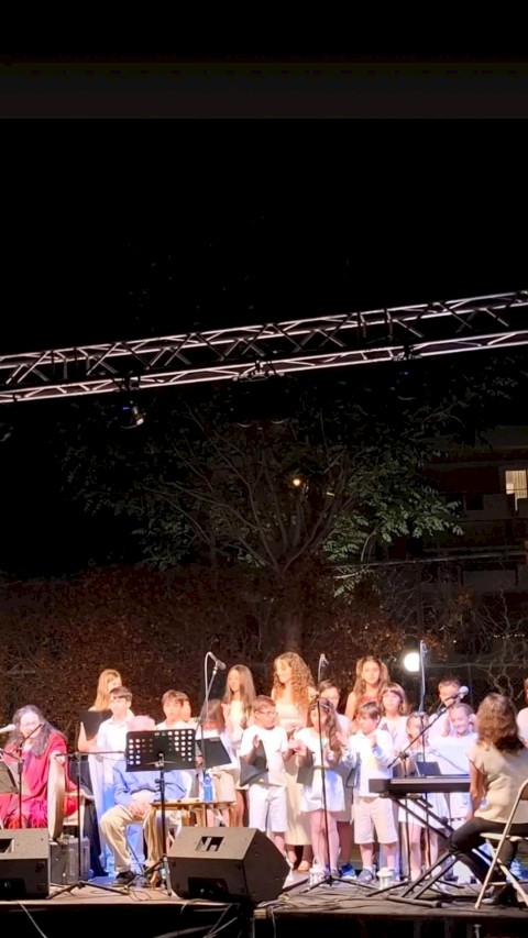 ΜΙΚΗΣ * 100, Η ΣΥΝΑΥΛΙΑ!