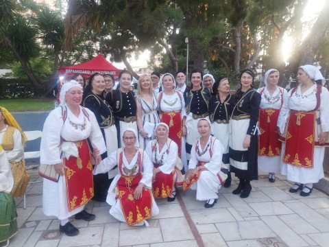 «Βήματα & Γεύσεις στις Γειτονιές της Ελλάδας»