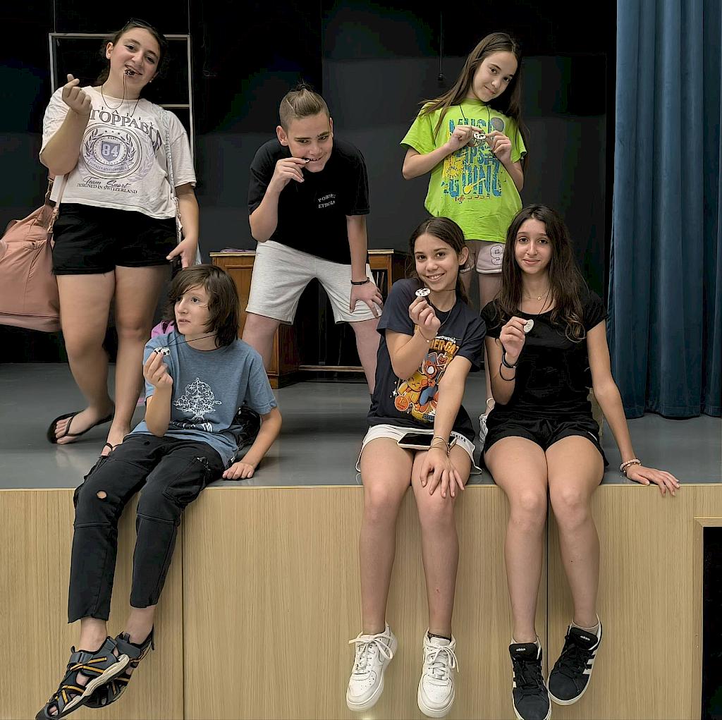 Μια μοναδική παράσταση από την παιδική και εφηβική θεατρική ομάδα του ΜΕΟ!