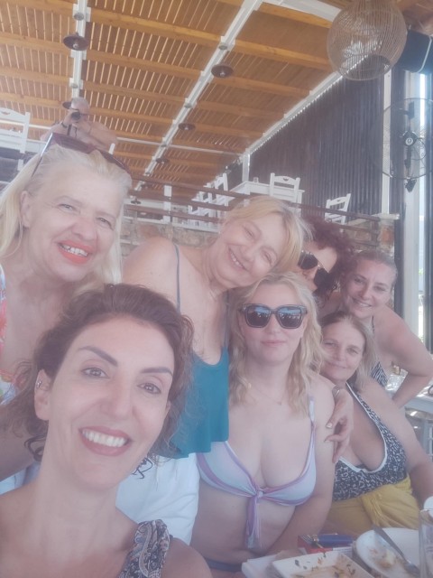 ΜΟΝΟΗΜΕΡΗ ΕΚΔΡΟΜΗ ΣΤΑ ΤΡΙΖΟΝΙΑ